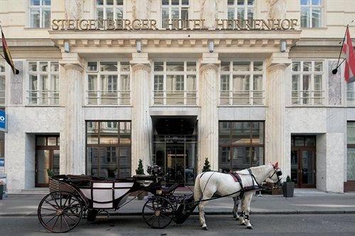 Wiener Hotels zu Weihnachten: Steigenberger Hotel Herrenhof