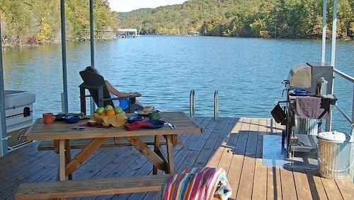 Beaver Lakefront Cabins Couples Only Getaways Eureka Springs