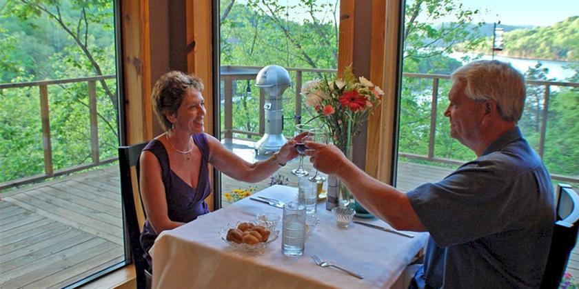 Beaver Lakefront Cabins Couples Only Getaways Eureka Springs