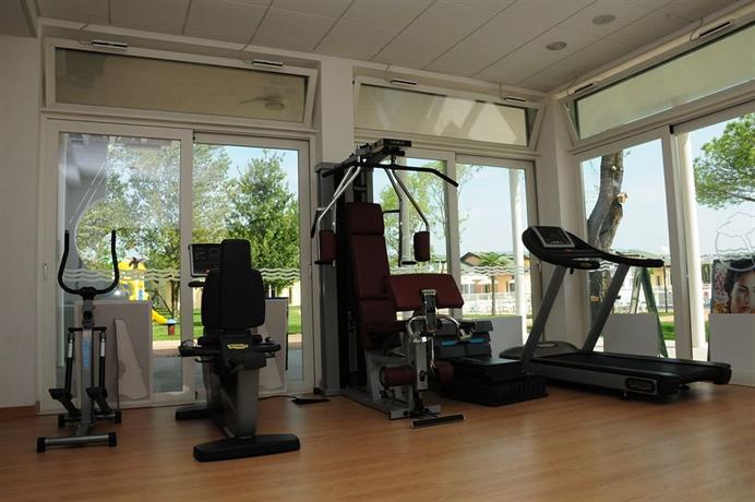 Club Village Hotel Spiaggia Romea Comacchio Compare