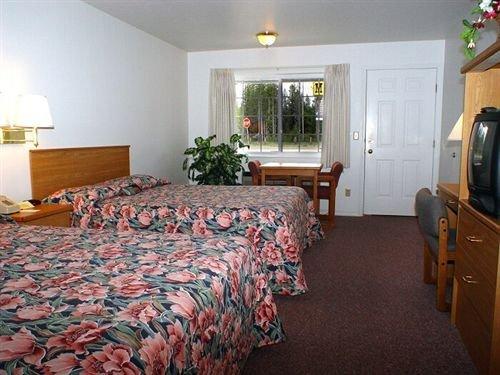 Dude And Roundup Motel West Yellowstone Dude And Roundup Motel West Yellowstone