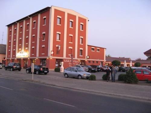 Malom Club Panzió
