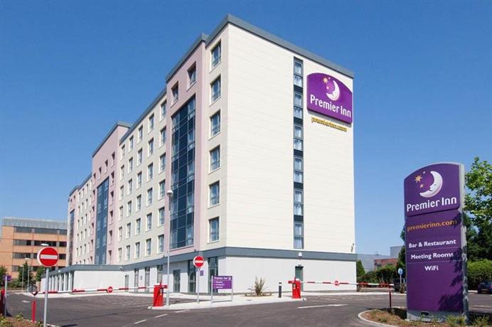 Premier Inn London Gatwick Airport Manor Royal