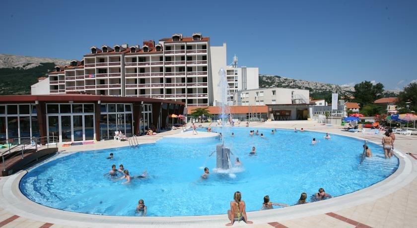 Villas Corinthia