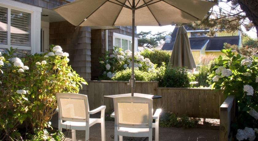 the courtyard cannon beach compare deals the courtyard cannon beach compare deals