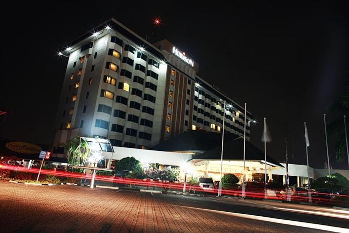 Horison Bandung - Compare Deals