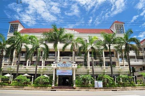 Mae Pim Resort Hotel