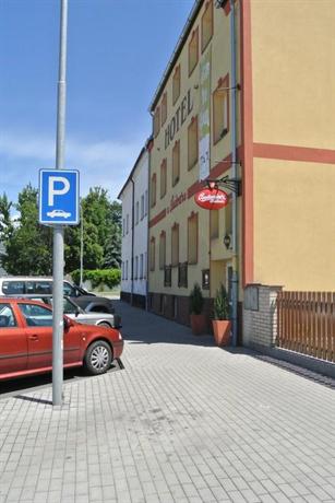 Hotel u Budvaru