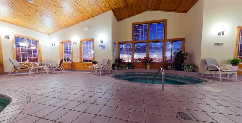 Country Inn Suites By Radisson Baxter Mn Compare Deals