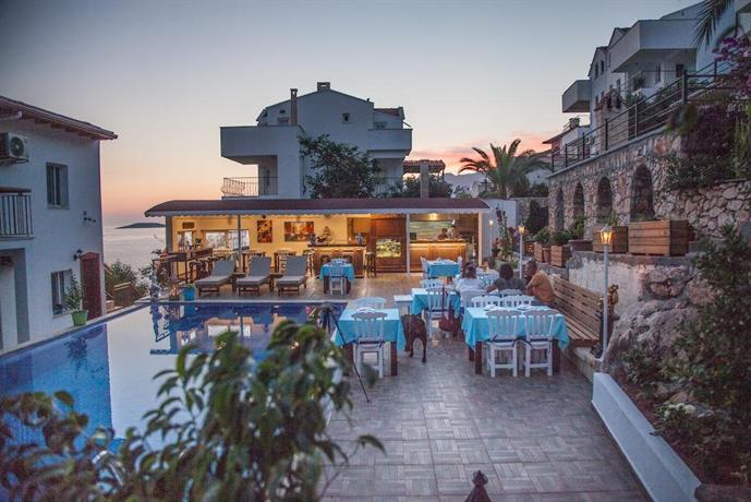 Sunset Villa Hotel