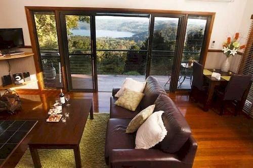 Montville Misty View Cottages Compare Deals