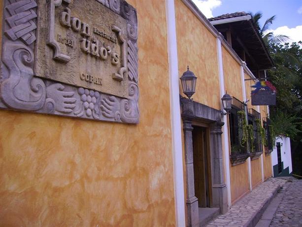 Hotel Don Udos Bed & Breakfast