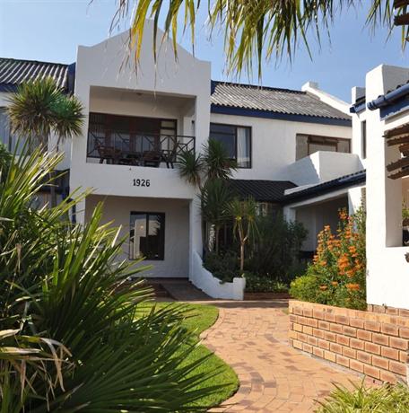 Saxon Lodge Gansbaai Compare Deals - 