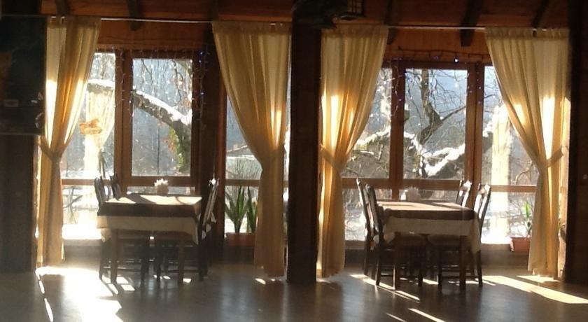 HI292430719 кастана красная поляна телефон