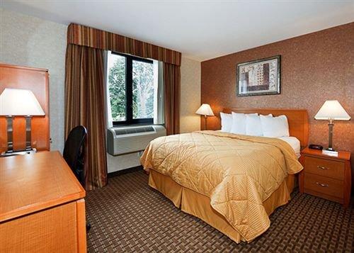 Bellerose Inn New York City Compare Deals About Bellerose Inn