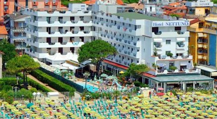 Hotel Nettuno Jesolo Compare Deals