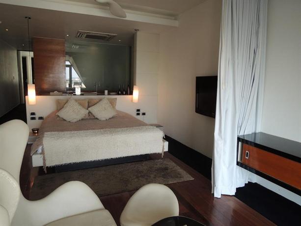 Guest Friendly Hotels in Phnom Penh - The Quay Boutique Hotel