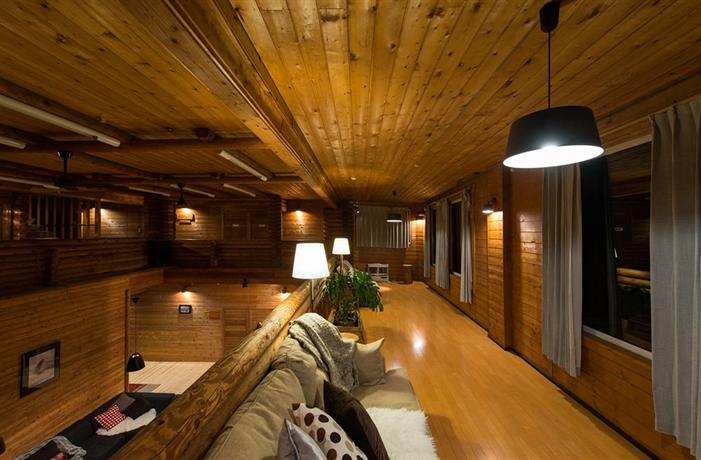 Moiwa Lodge Niseko Compare Deals - 