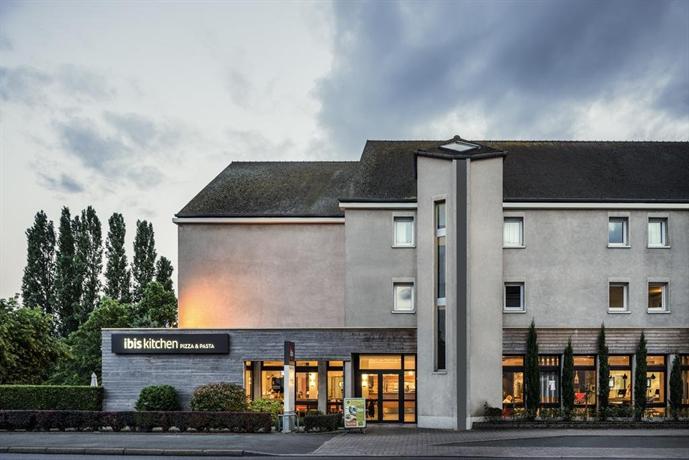B&B HOTEL Chartres Centre Cathédrale