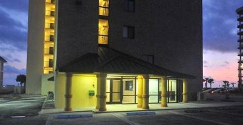Tropical Suites at Sunglow Resort