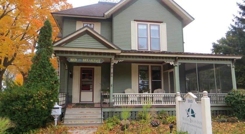 White Swan Bed And Breakfast Michigan White Swan Bed And Breakfast Michigan