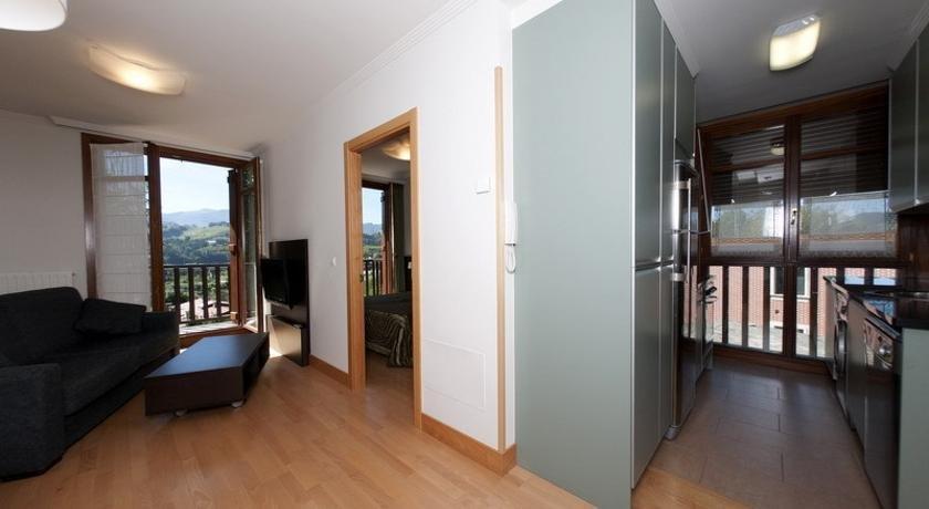 Apartamentos Turisticos Talaimendi Zarautz Compare Deals - 