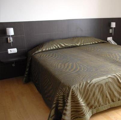 Apartamentos Turisticos Talaimendi Zarautz Compare Deals - 