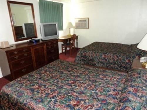 Lake Inn Ebensburg Compare Deals