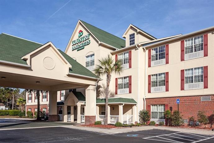 Country Inn & Suites Brunswick