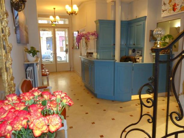 Hotel De Roubaix Paris Compare Deals