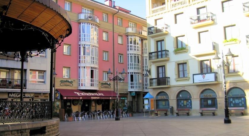 Apartamentos Turisticos Talaimendi Zarautz Compare Deals - 