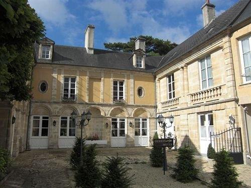 Le Tardif, Noble Guesthouse