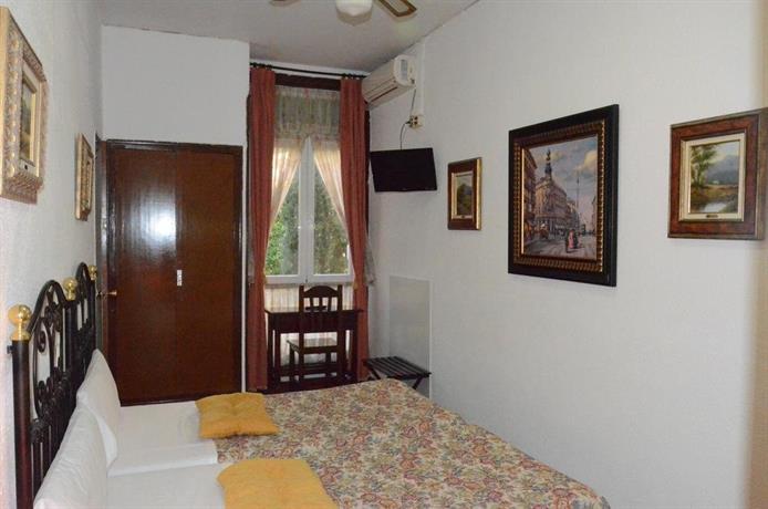 Hostal Armesto Madrid Compare Deals - 