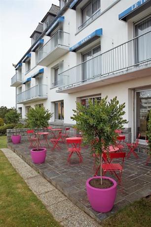 Inter Hotel Armen Le Triton Roscoff Compare Deals - 