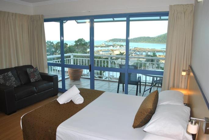 Coral Sea Vista Apartments Airlie Beach