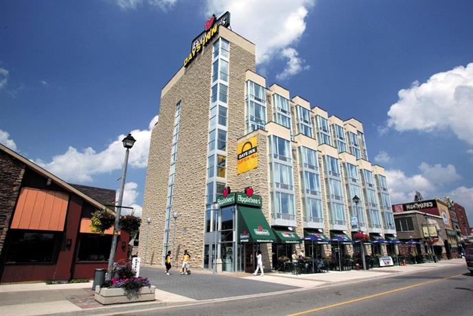 Days Inn Clifton Hill Niagara Falls