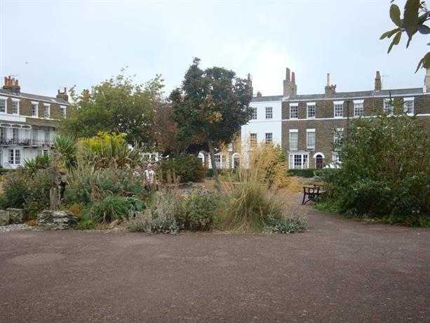 Spencer Court Hotel