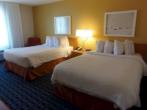 Fairfield Inn & Suites Airport Indianapolis