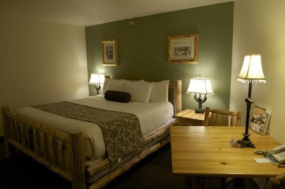 Cody Legacy Inn And Suites