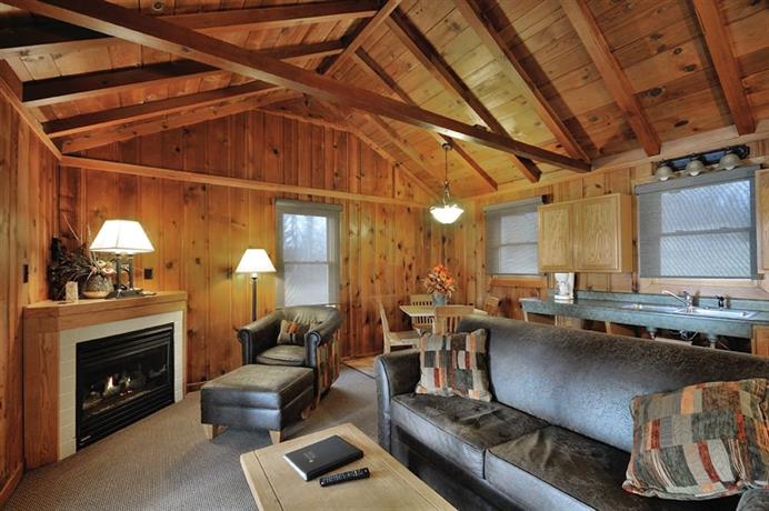 Hueston Woods Lodge And Conference Center Oxford Compare Deals