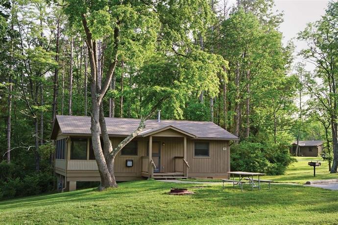 Hueston Woods Lodge And Conference Center Oxford Compare Deals