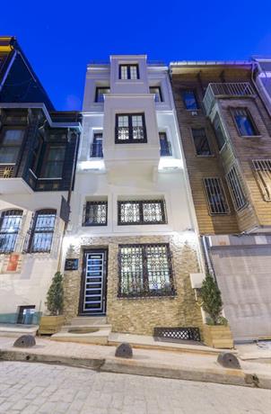 젠디 스위트 호텔, Zendy Suite Hotel