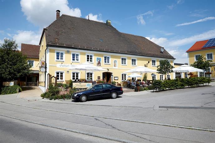 Hotel Eberl Hattenhofen (Bavaria)