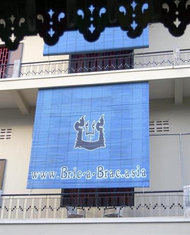 Bric-à-Brac