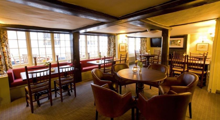 The Talbot Inn Ripley (England)