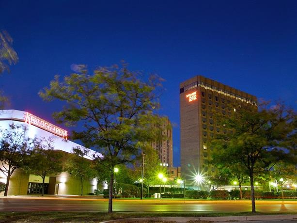 Mccamly Plaza Hotel Battle Creek Compare Deals