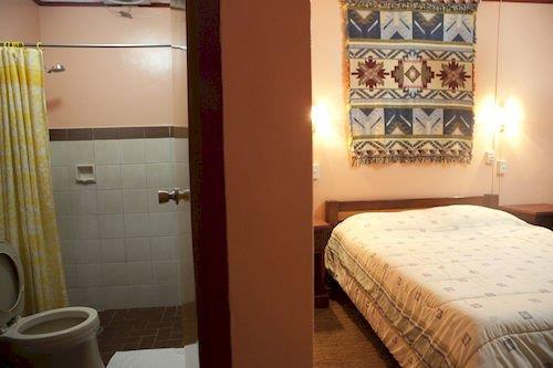 Guest Friendly Hotels in Angeles City - Phoenix Hotel