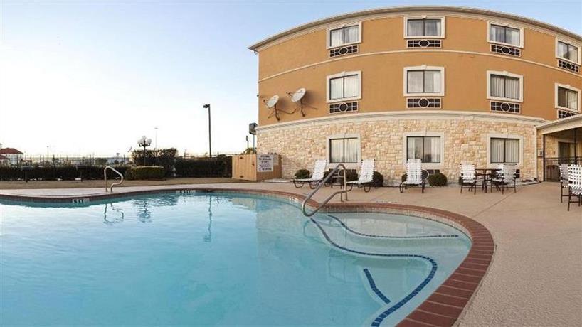 Holiday Inn Express Hotel Suites Greenville Mississippi Compare Holiday Inn Express Hotel Suites Greenville Mississippi Compare Deals