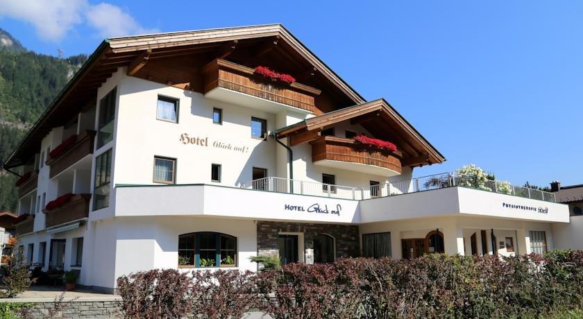 Hotel & Suites Glück Auf