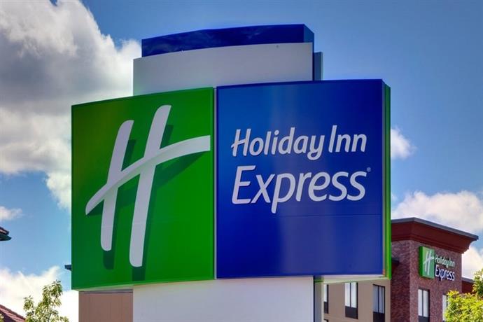 Holiday Inn Express & Suites Rock Falls